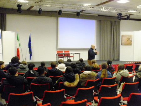 12 feb 2026 Visita della scuola Maffei di Vicenza al Museo dell'internamento di Padova